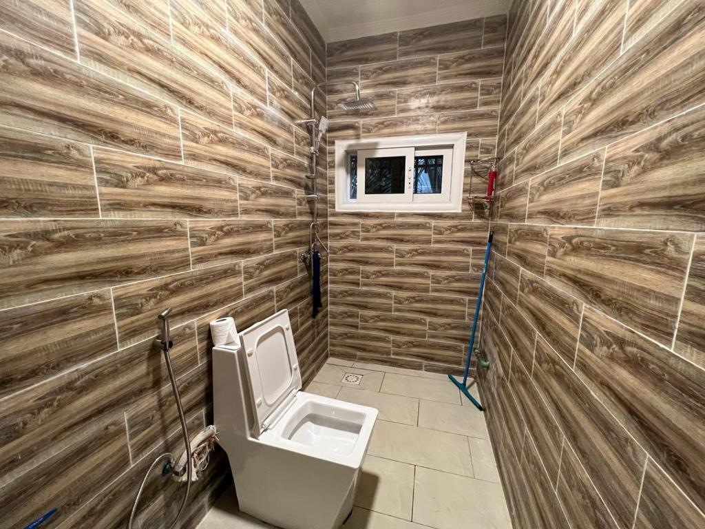 Smb-Gn Residence Lambandji - Electricite Et Wifi H24 Κονακρί Εξωτερικό φωτογραφία