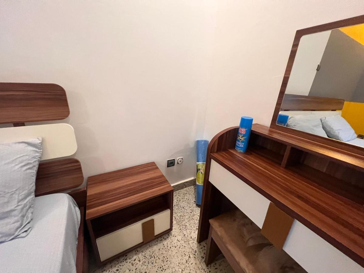 Smb-Gn Residence Lambandji - Electricite Et Wifi H24 Κονακρί Εξωτερικό φωτογραφία