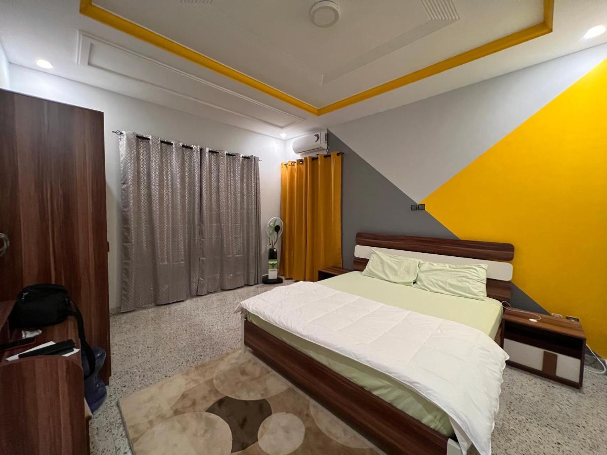 Smb-Gn Residence Lambandji - Electricite Et Wifi H24 Κονακρί Εξωτερικό φωτογραφία